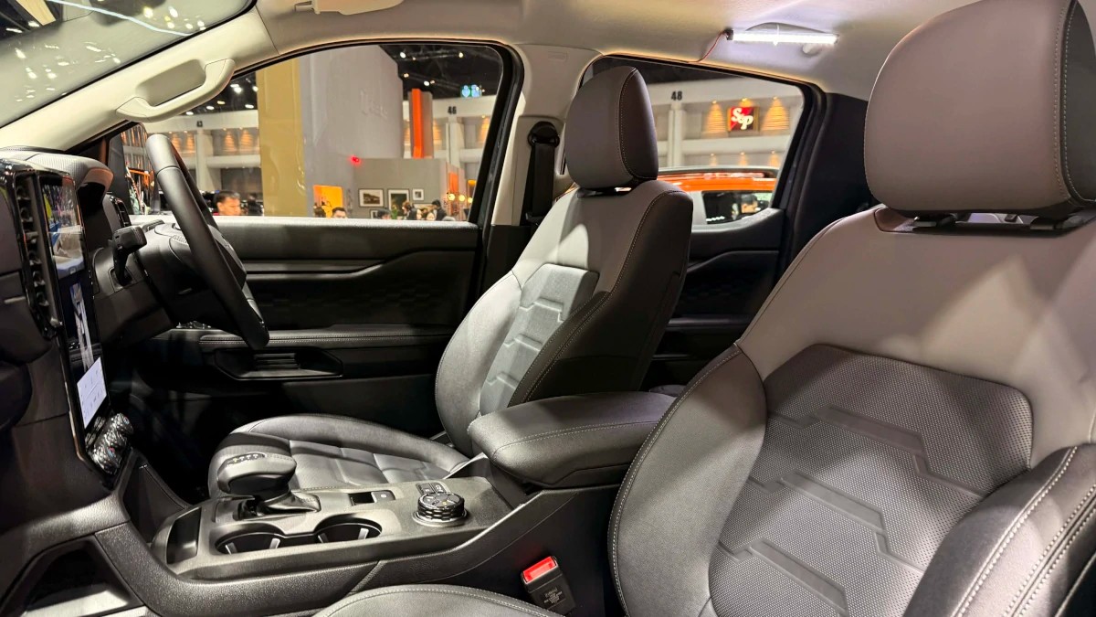 Ford Ranger Super Duty 2026 ra mắt tại Triển lãm Ô tô Bangkok với nhiều nâng cấp Ghế ngồi của Ford Ranger Super Duty 2026