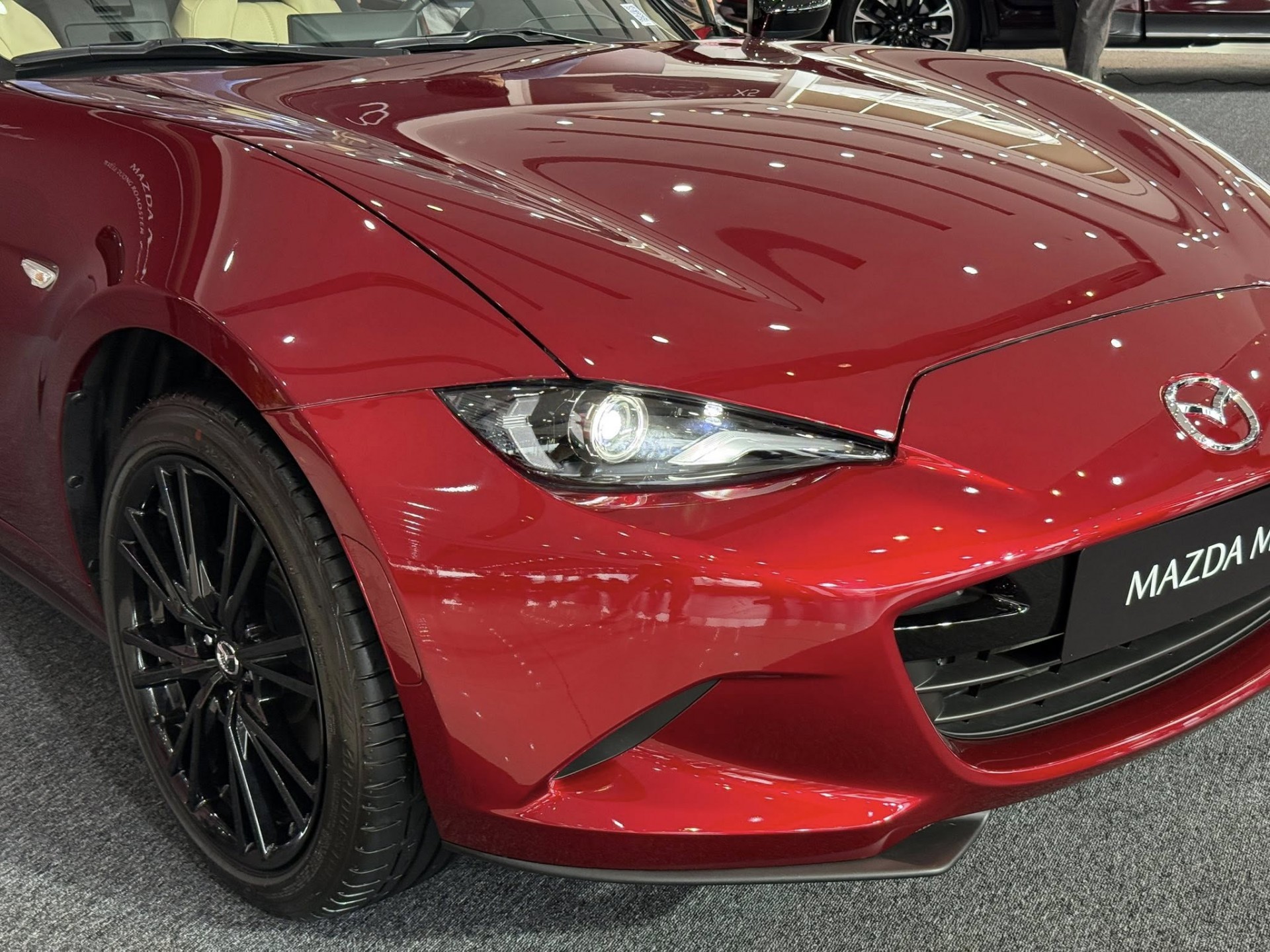 Mazda MX 5 Miata nhận cọc tại Việt Nam, giá dự kiến trên 1 tỷ đồng