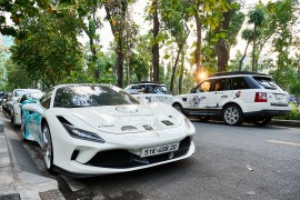 Dàn siêu xe và SUV tiếp tục chinh phục 5.000 km cùng 