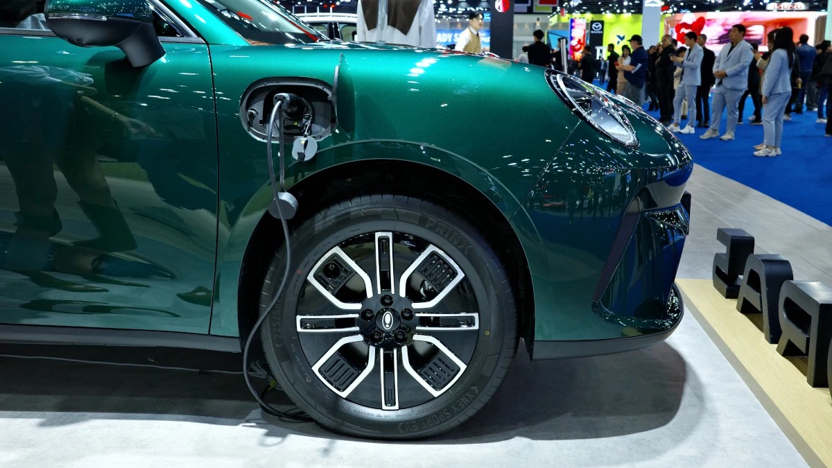 Hatchback nhỏ gọn GWM Ora 5 ra mắt tại Thái Lan với cả phiên bản HEV và EV tiện lợi Phía bên của GWM Ora 5 EV