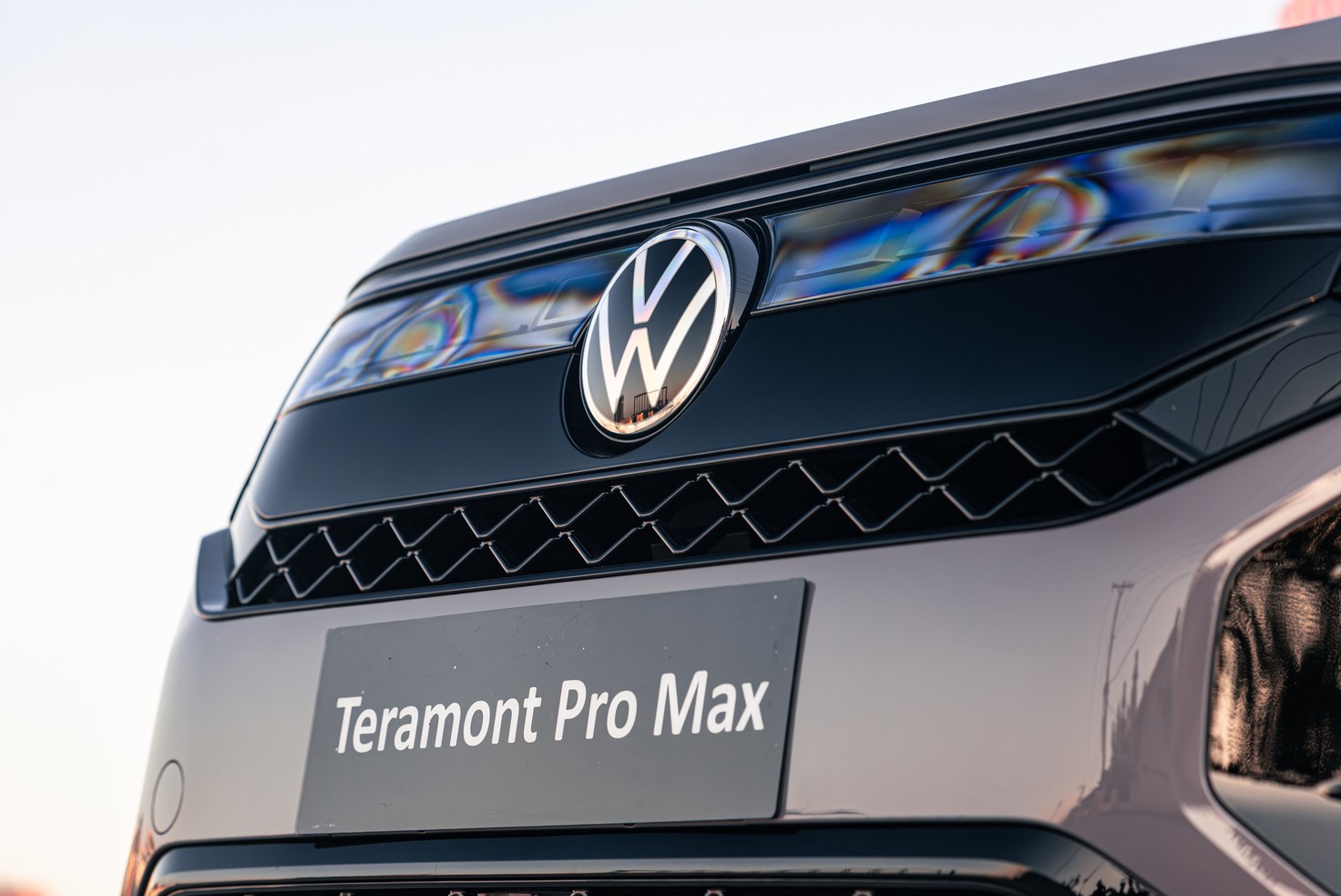 Volkswagen Teramont Pro ra mắt với giá từ 2,799 tỷ đồng