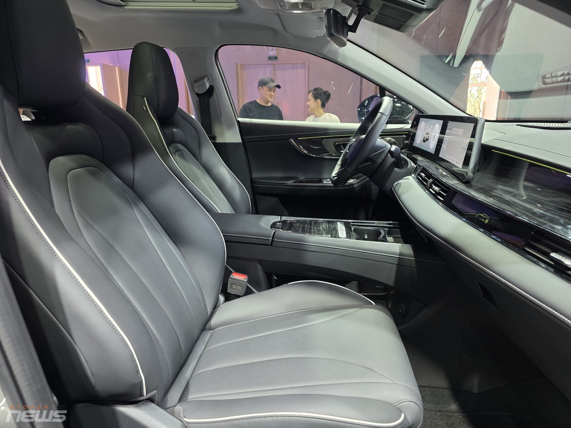 Omoda C5 SHS H ra mắt Việt Nam với giá gây sốc