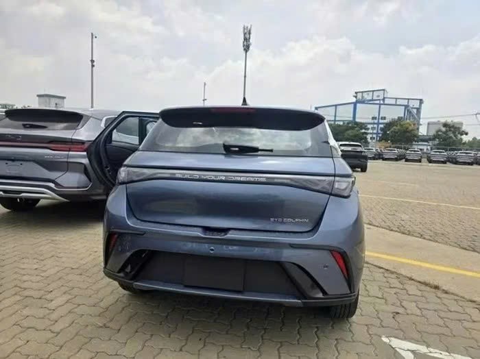 BYD Dolphin 2026 cập cảng Việt Nam, giá dự kiến dưới 600 triệu đồng BYD Dolphin 2026 cập cảng Việt Nam, giá dự kiến dưới 600 triệu đồng