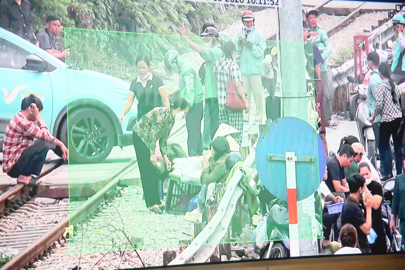 Tăng cường ứng dụng camera AI xử lý “phạt nguội” vi phạm dừng, đỗ xe sai quy định tại Hà Nội Tăng cường ứng dụng camera AI xử lý “phạt nguội” vi phạm dừng, đỗ xe sai quy định tại Hà Nội