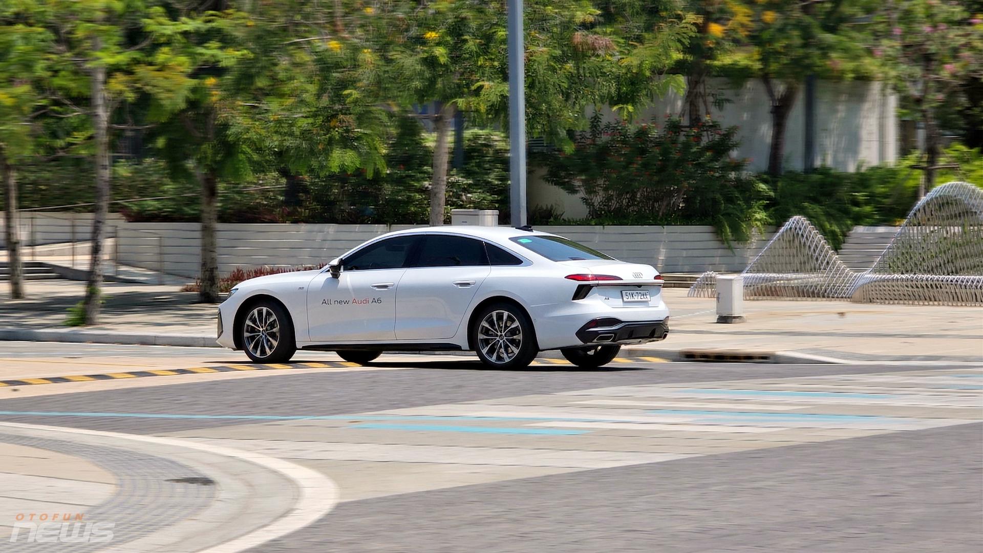Audi A6 có gì nổi bật trong nhóm sedan hạng sang dưới 3 tỷ đồng?