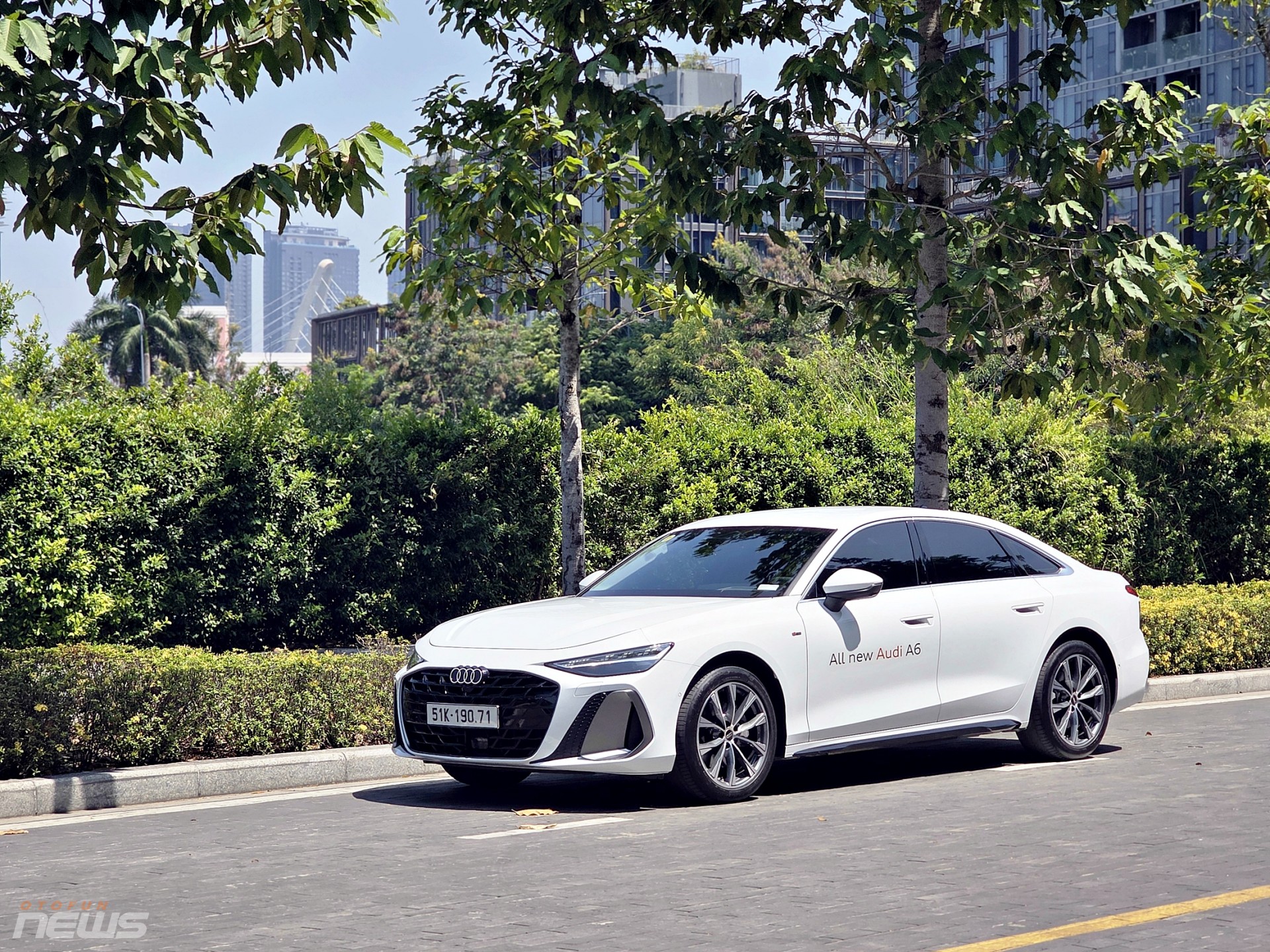 Audi A6 có gì nổi bật trong nhóm sedan hạng sang dưới 3 tỷ đồng?