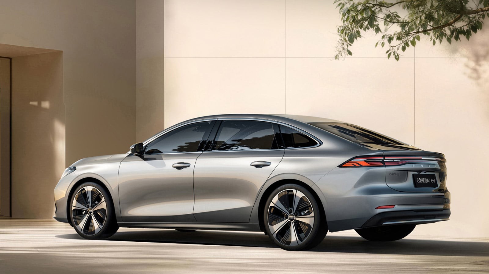 Geely Galaxy A7 EV hé lộ hình ảnh chính thức, phạm vi hoạt động 550 km kèm giá dự kiến rẻ Phía sau của Geely Galaxy A7 EV