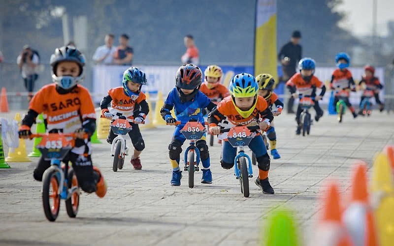 Hàng trăm tay đua nhí tranh tài tại sự kiện Gymkhana Kid - Global City Hàng trăm tay đua nhí tranh tài tại sự kiện Gymkhana Kid - Global City