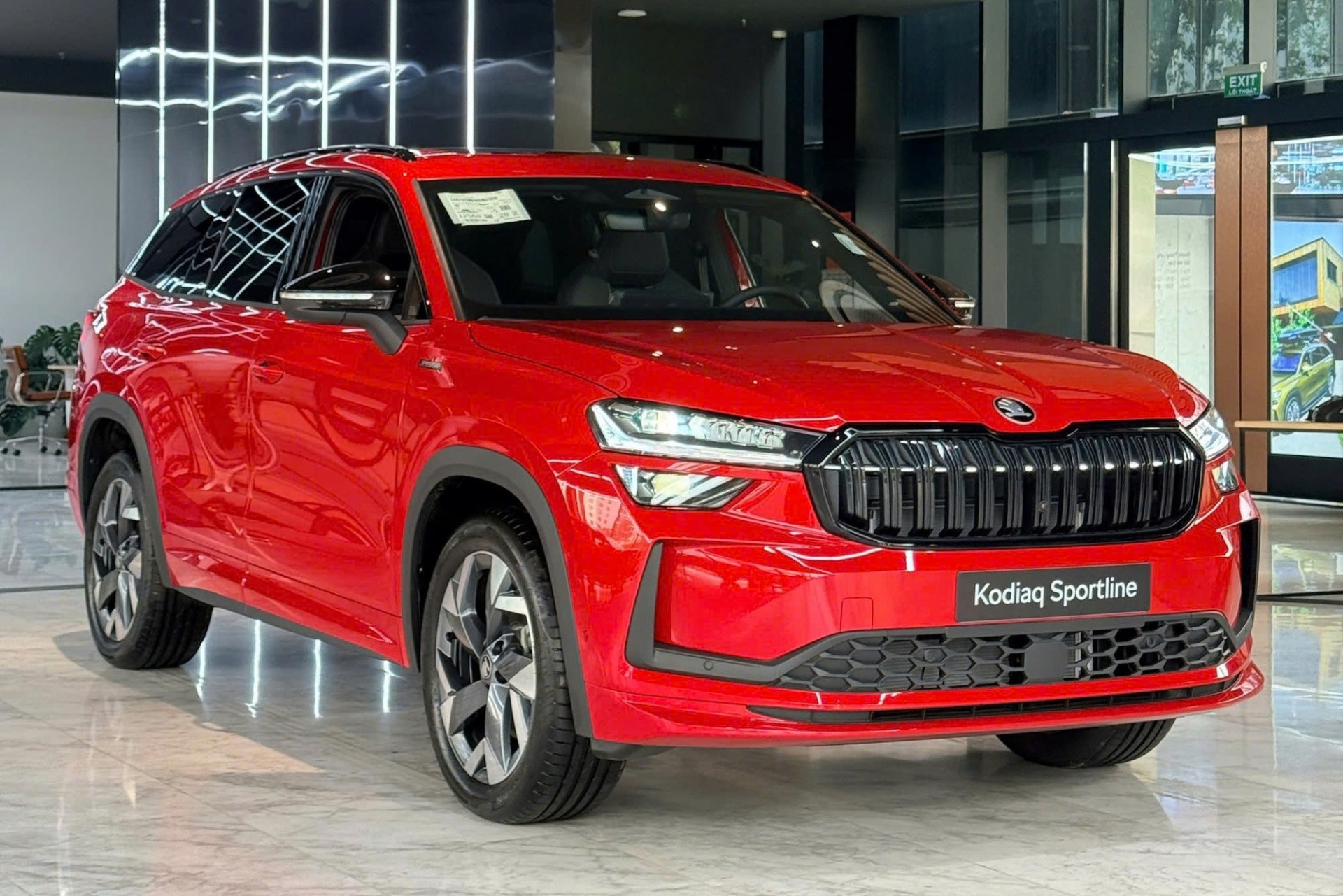 Skoda Kodiaq 2026 về đại lý tại Việt Nam, giá từ 1,628 tỷ đồng, full ADAS Skoda Kodiaq 2026 về đại lý tại Việt Nam, giá từ 1,628 tỷ đồng, full ADAS