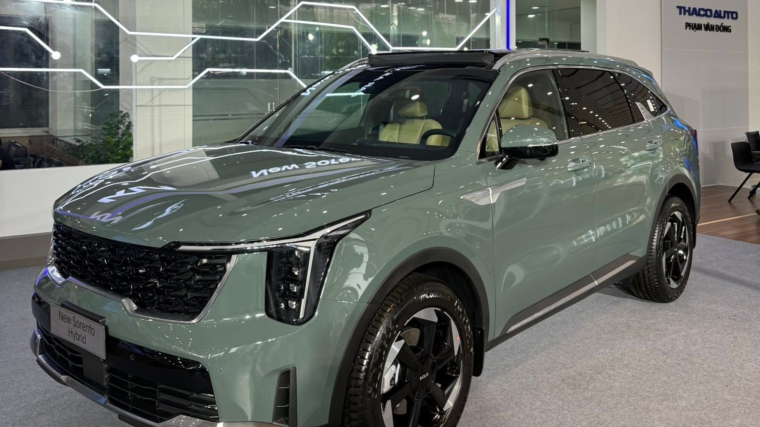 Ảnh chi tiết Kia Sorento Hybrid 2026 tại đại lý