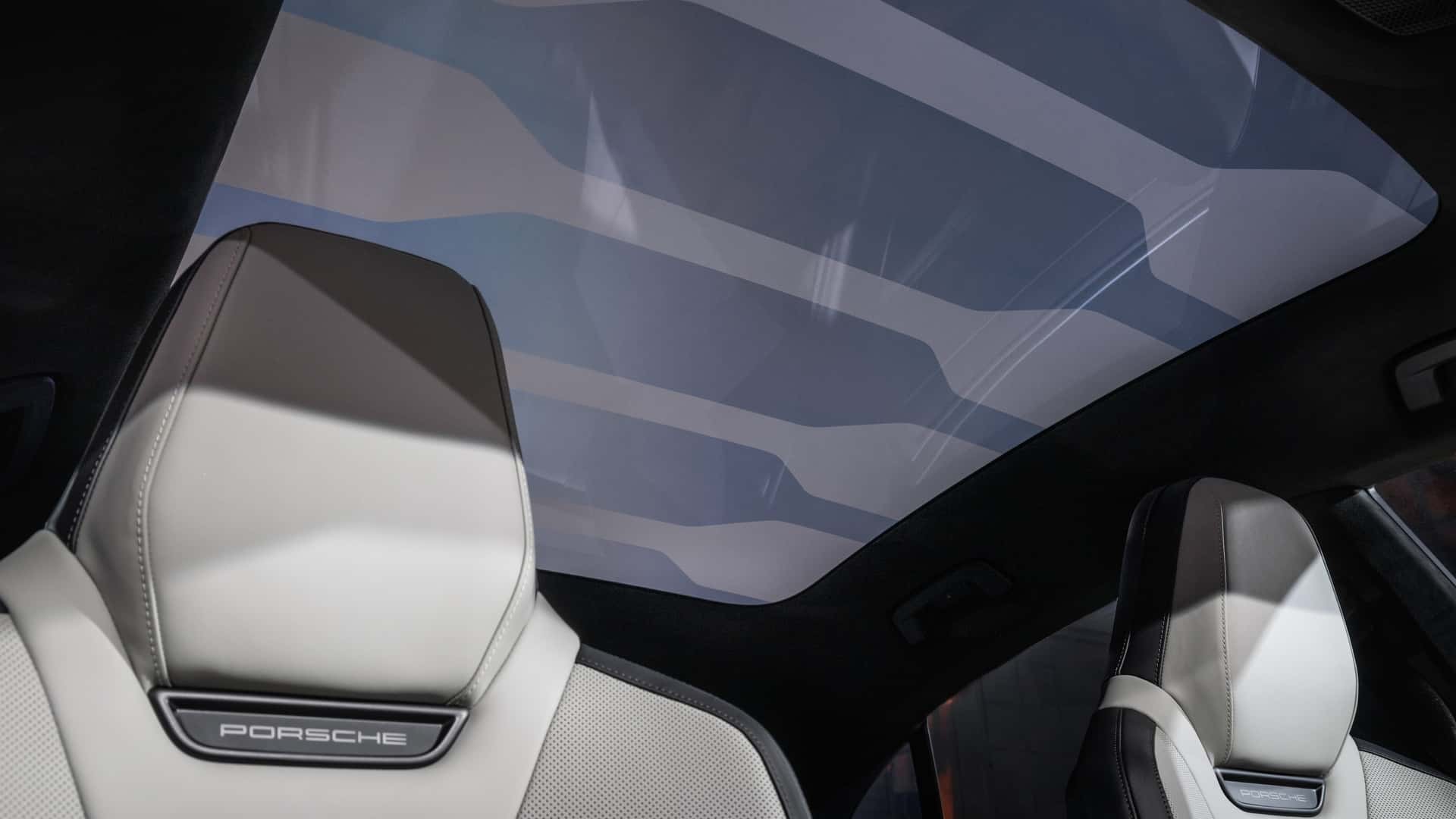 Porsche Cayenne Coupe Electric ra mắt với công suất mạnh nhất lịch sử Trần xe của Porsche Cayenne Coupe Electric