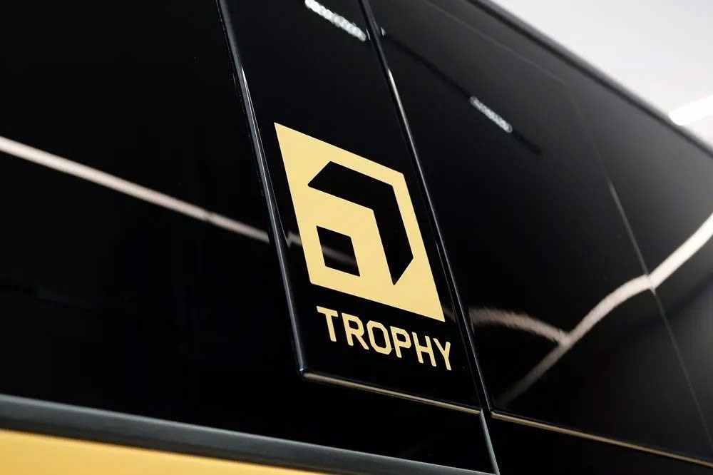 Land Rover Defender 110 Trophy Edition mở bán tại Việt Nam, giá gần 7,5 tỷ đồng Land Rover Defender 110 Trophy Edition mở bán tại Việt Nam, giá gần 7,5 tỷ đồng