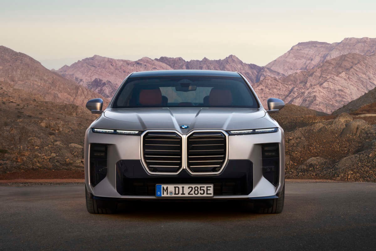 BMW 7 Series 2026 nâng cấp giữa vòng đời, bản điện i7 đi tới 708 km BMW 7 Series 2026 nâng cấp giữa vòng đời, bản điện i7 đi tới 708 km