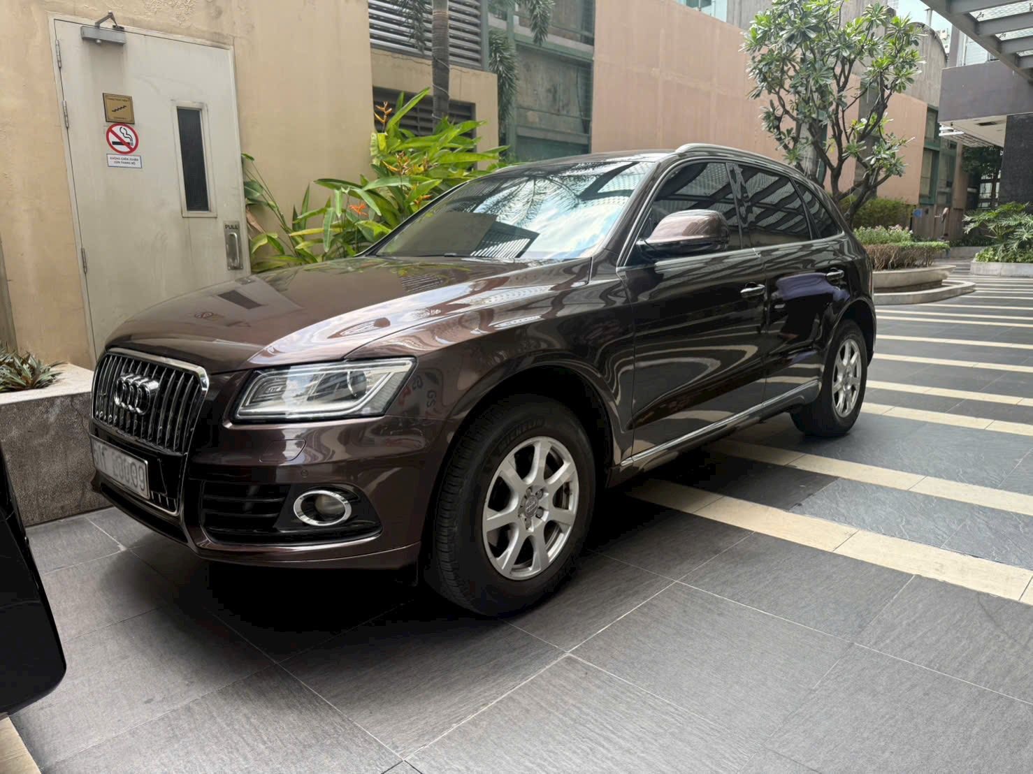 Audi Q5 2015 rao bán 586 triệu đồng, xe sang cũ giá hấp dẫn nhưng không dành cho người mua vội Audi Q5 2015 rao bán 586 triệu đồng, xe sang cũ giá hấp dẫn nhưng không dành cho người mua vội