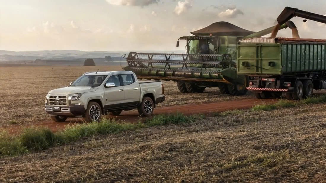 Mitsubishi Triton thêm bản cao cấp cho nhóm khách hàng nông nghiệp Mitsubishi Triton bản cao cấp ra mắt cho nhóm khách hàng nông nghiệp