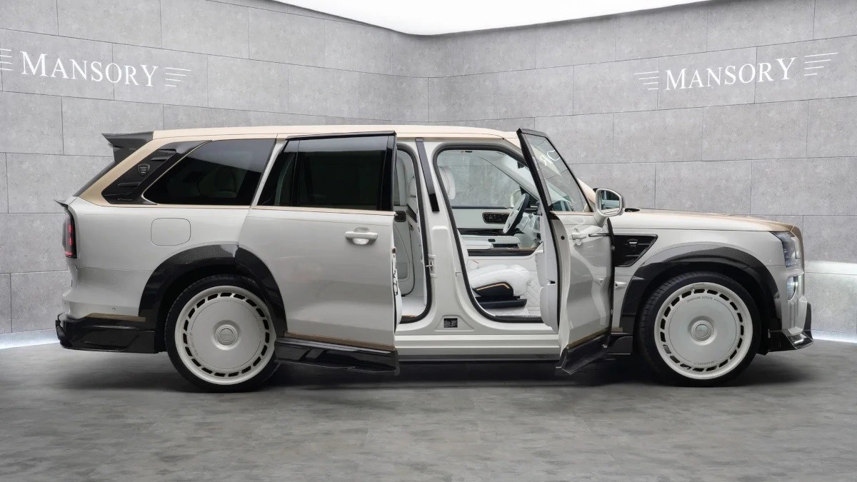 Zeekr 9X độ Mansory gây chú ý với cửa mở ngược kiểu xe siêu sang Zeekr 9X độ Mansory gây chú ý với cửa mở ngược kiểu xe siêu sang