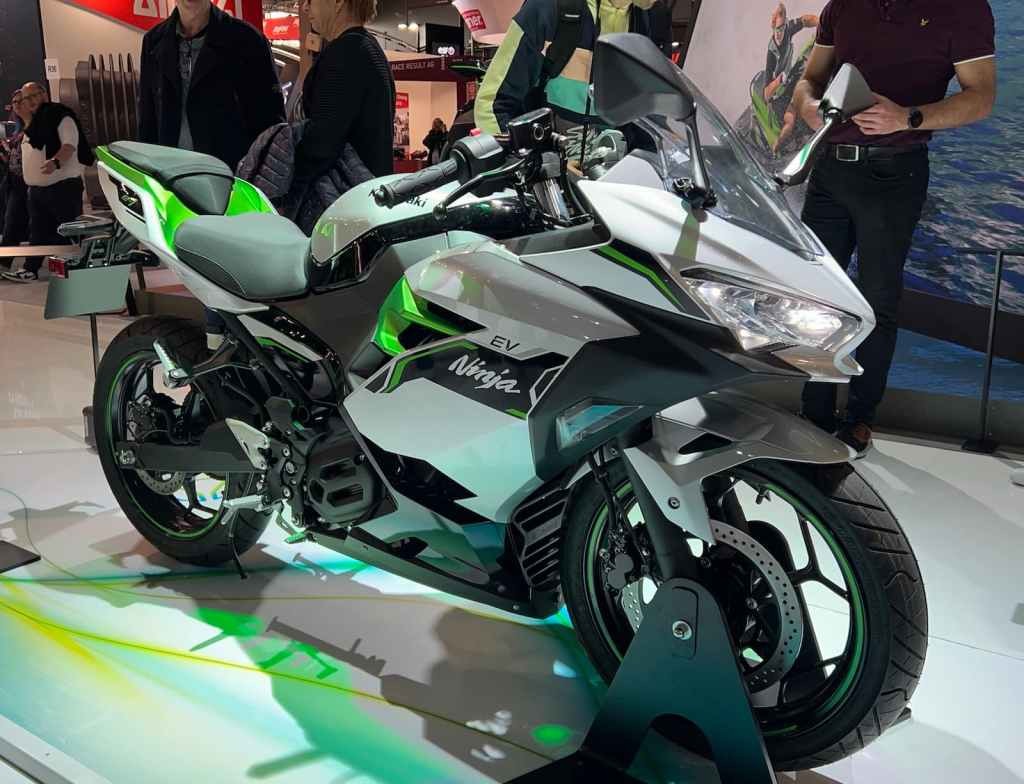 Toyota, Yamaha và Suzuki đang chạy đua sản xuất xe máy điện ra sao? Mẫu mô tô điện Suzuki Ninja EV