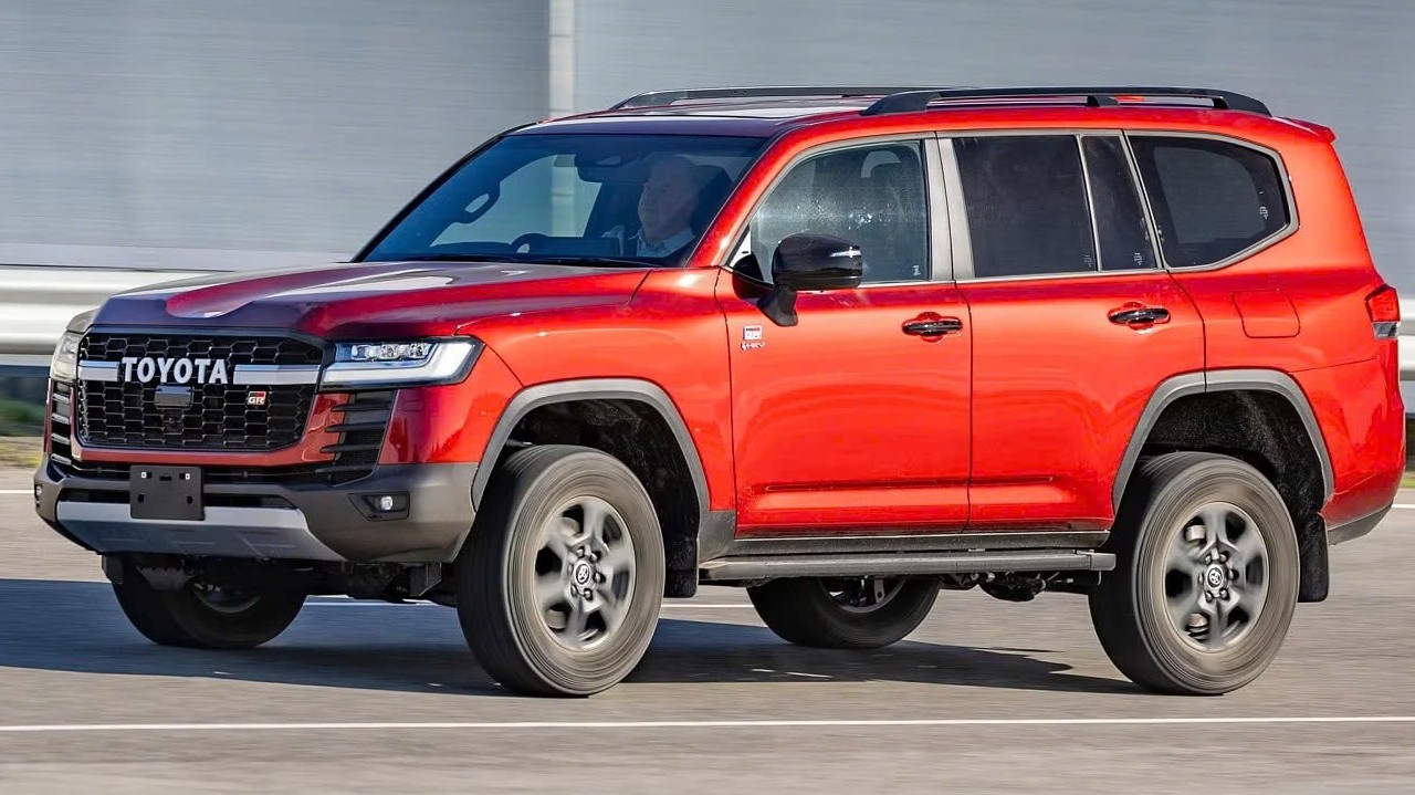Toyota Land Cruiser hybrid mở bán, động cơ V6 tăng áp kép
