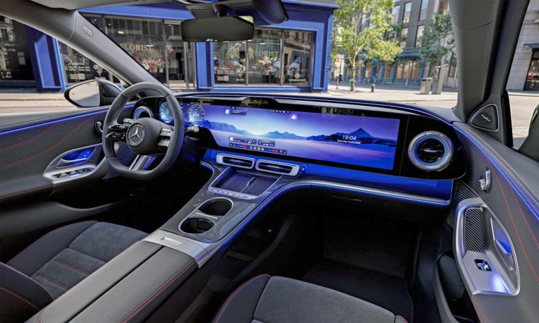 Mercedes-Benz 'quay xe' đưa phím bấm vật lý trở lại khoang lái xe điện phím bấm vật lý Mercedes-Benz