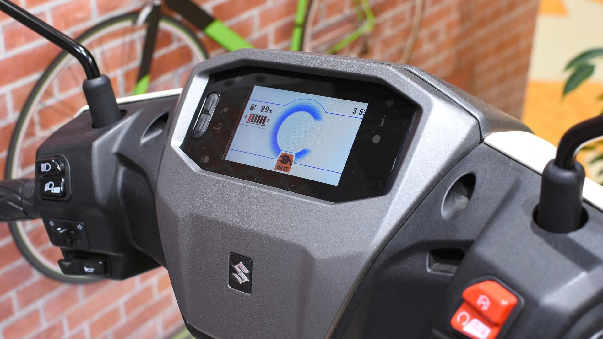 Xem trước xe máy điện Suzuki e-Address sắp ra mắt Việt Nam Xem trước xe máy điện Suzuki e-Address sắp ra mắt Việt Nam