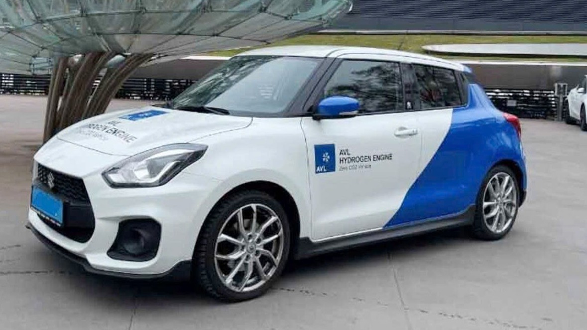 Suzuki Swift có bản mới dùng động cơ hydro