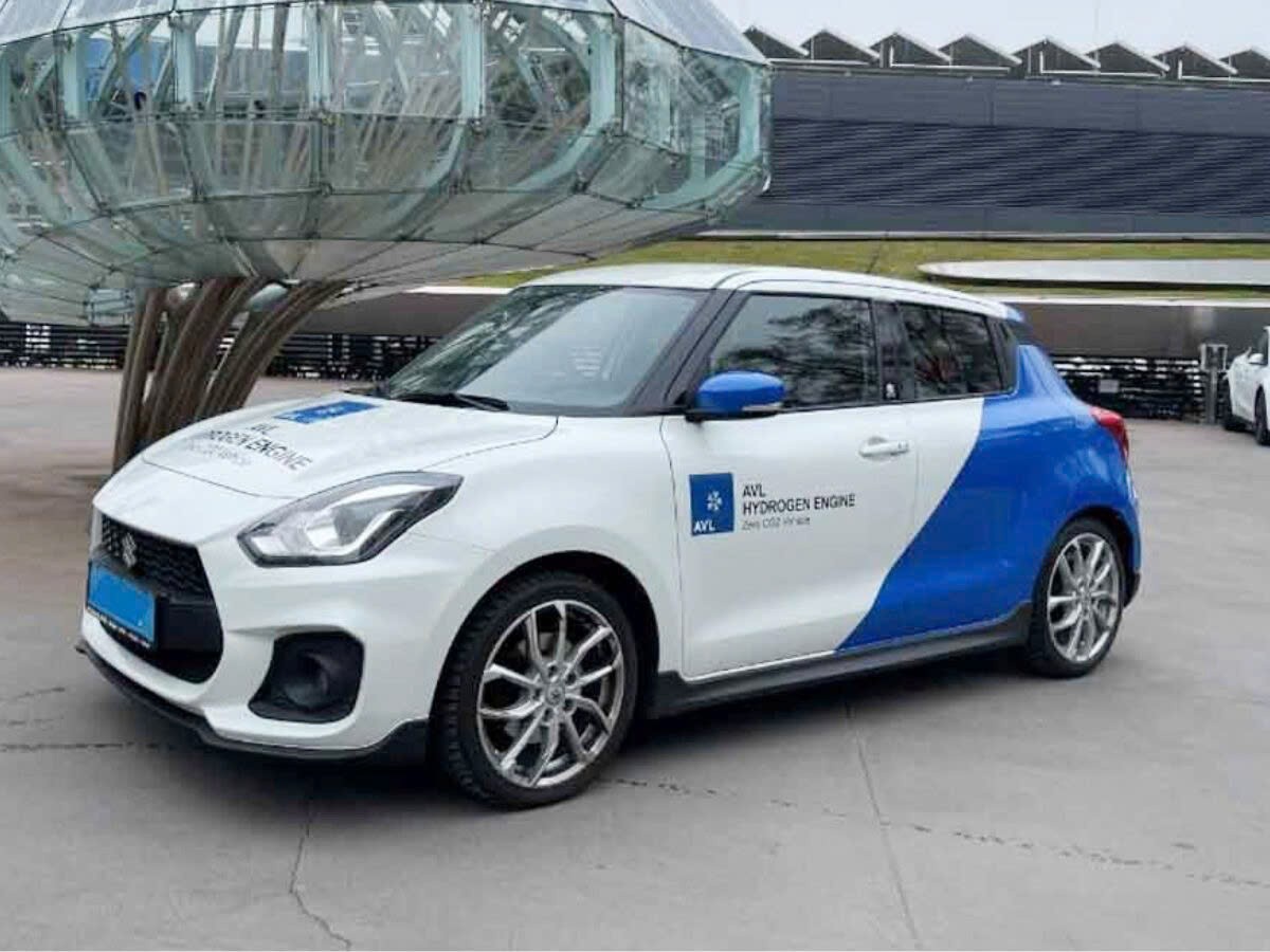 Suzuki Swift có bản mới dùng động cơ hydro Suzuki Swift có bản mới dùng động cơ hydro