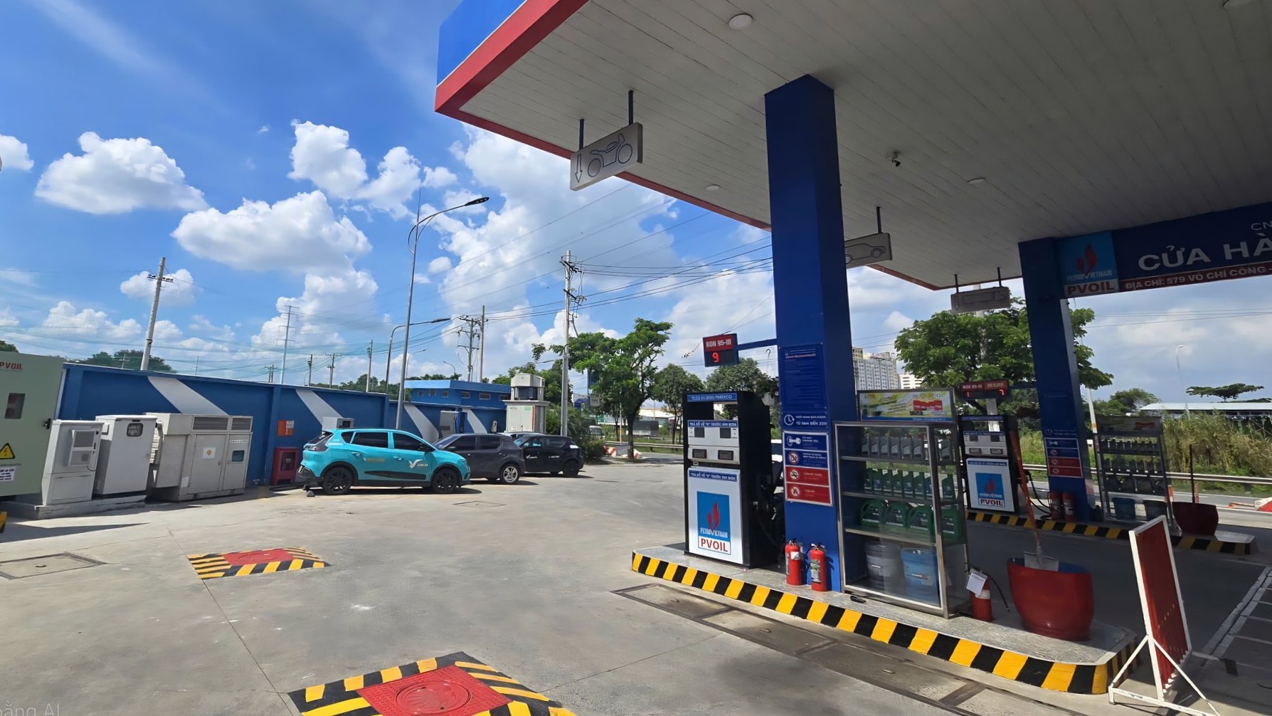 Chia sẻ chi phí với người dân, PVOIL giảm giá 350 đồng/lít nhiên liệu