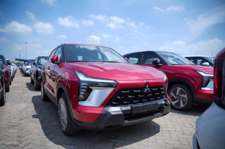 Mitsubishi Xforce 2026 ra mắt, giá từ 605 triệu đồng, thêm bản Luxury Mitsubishi Xforce 2026 ra mắt, giá từ 605 triệu đồng, thêm bản Luxury