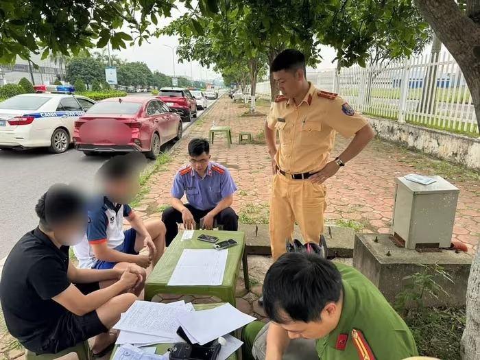Tổng hợp tin tức tai nạn giao thông mới nhất ngày hôm nay 11/5/2026 Tổng hợp tin tức tai nạn giao thông mới nhất ngày hôm nay 11/5/2026