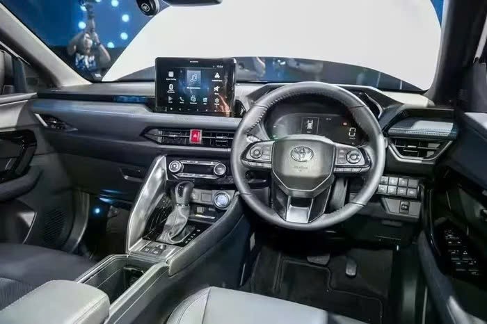 Toyota Yaris Cross ra mắt Đông Nam Á Toyota Yaris Cross ra mắt Đông Nam Á