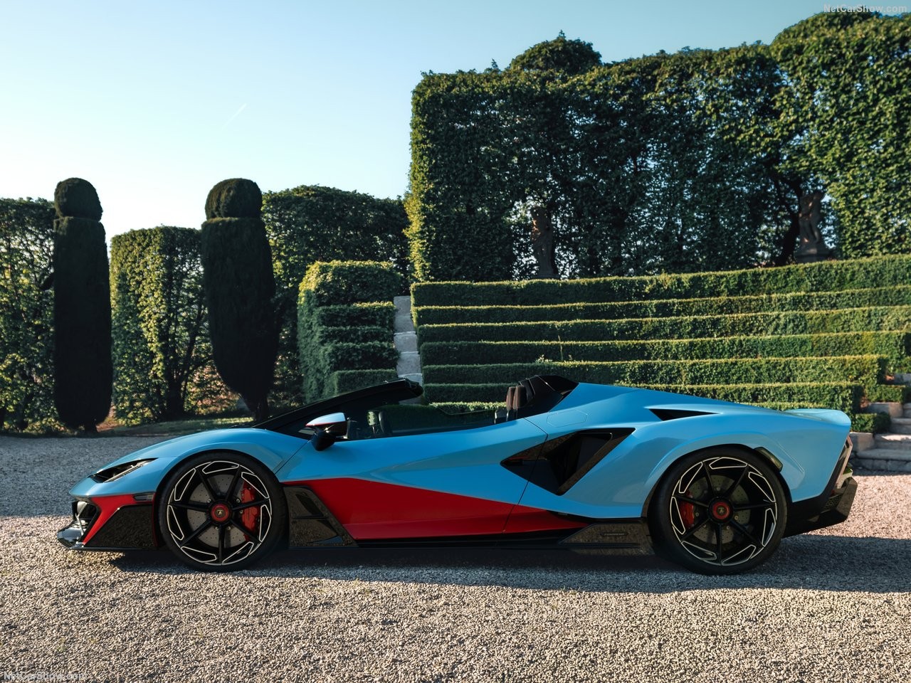 Lamborghini Fenomeno Roadster: Siêu xe mui trần phiên bản giới hạn trình làng Lamborghini Fenomeno Roadster: Siêu xe mui trần phiên bản giới hạn trình làng