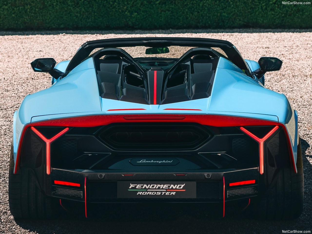 Lamborghini Fenomeno Roadster: Siêu xe mui trần phiên bản giới hạn trình làng Lamborghini Fenomeno Roadster: Siêu xe mui trần phiên bản giới hạn trình làng