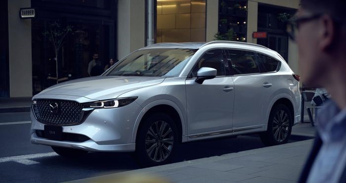 Mazda CX-8 ra mắt thêm bản giá rẻ tại Việt Nam Mazda CX-8 ra mắt thêm bản giá rẻ tại Việt Nam
