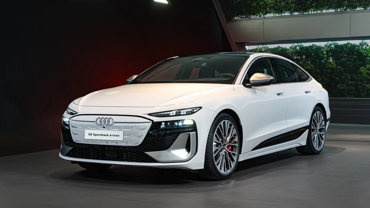 Audi S6 Sportback e-tron ra mắt Việt Nam, xe điện thể thao giá từ 4,199 tỷ đồng
