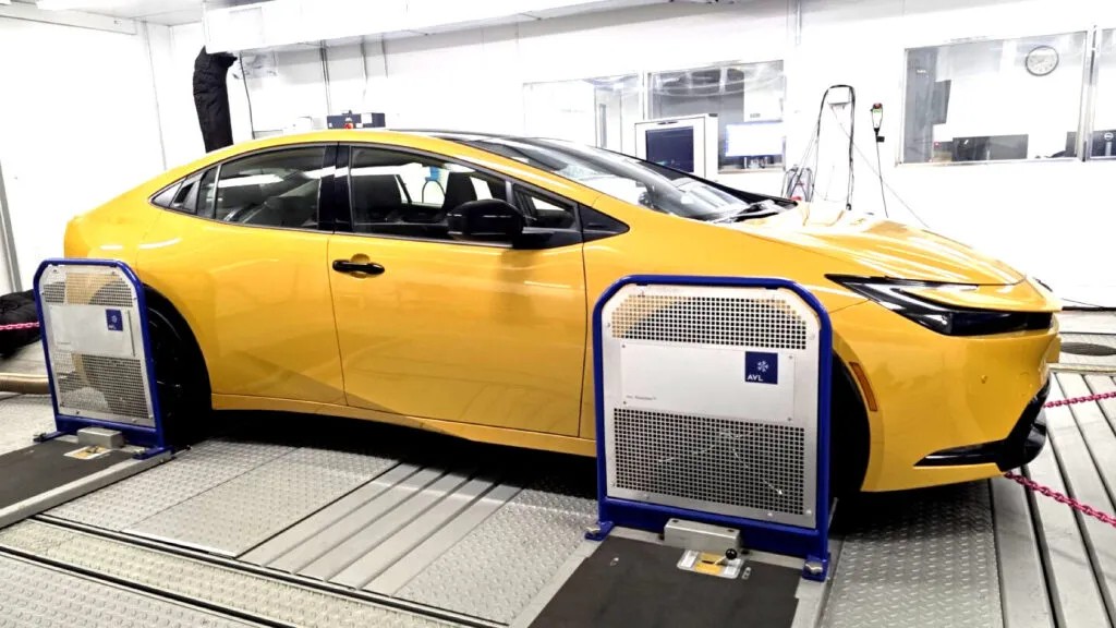 Nghiên cứu cho thấy xe điện không thích trời lạnh, còn xe hybrid ghét trời nóng Nghiên cứu cho thấy xe điện không thích trời lạnh, còn xe hybrid ghét trời nóng