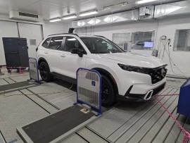 Nghiên cứu cho thấy xe điện không thích trời lạnh, còn xe hybrid ghét trời nóng