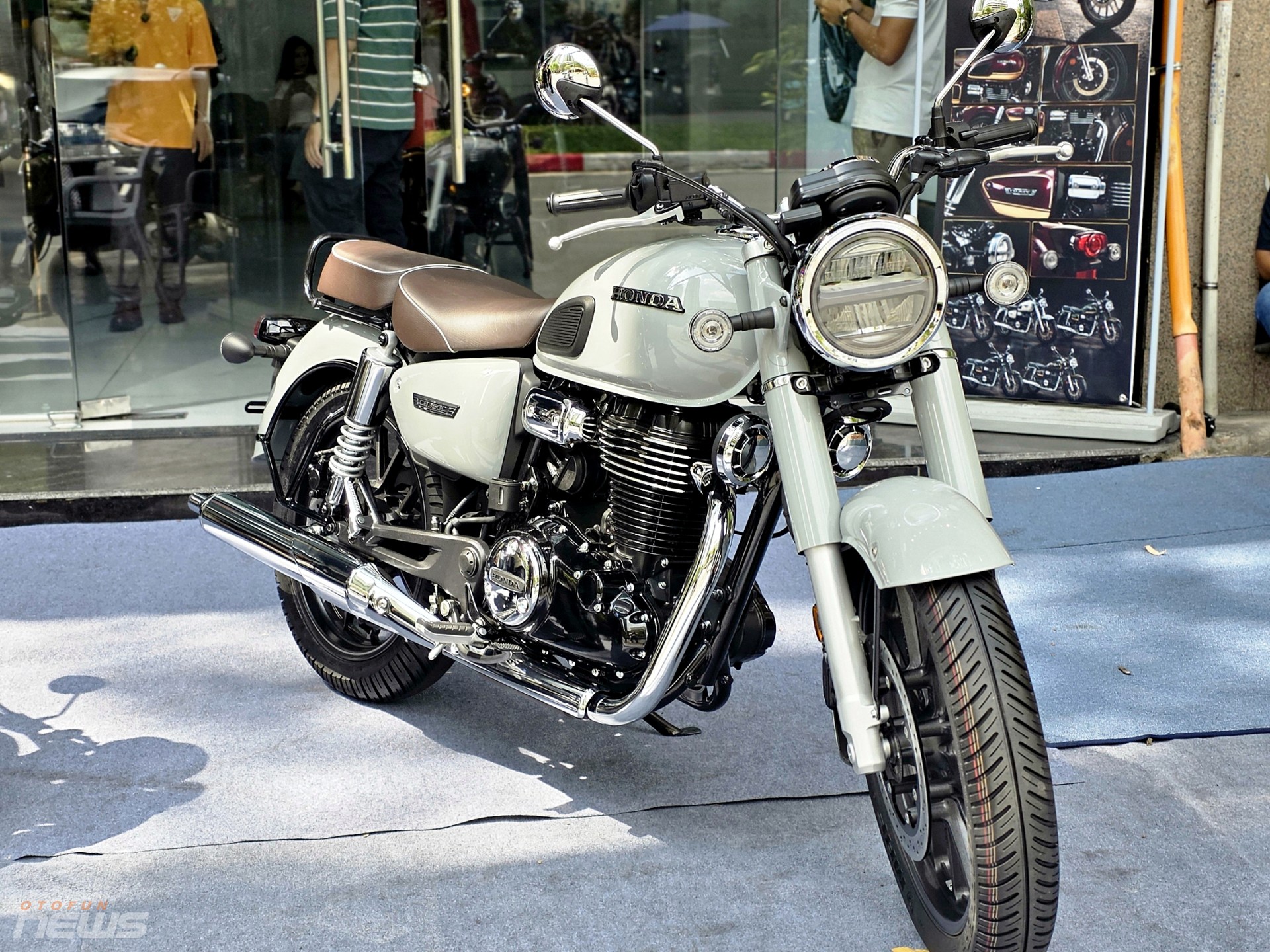 Honda CB350C 2026 nhập khẩu Ấn Độ, giá từ 185 triệu đồng Honda CB350C 2026 nhập khẩu Ấn Độ, giá từ 185 triệu đồng