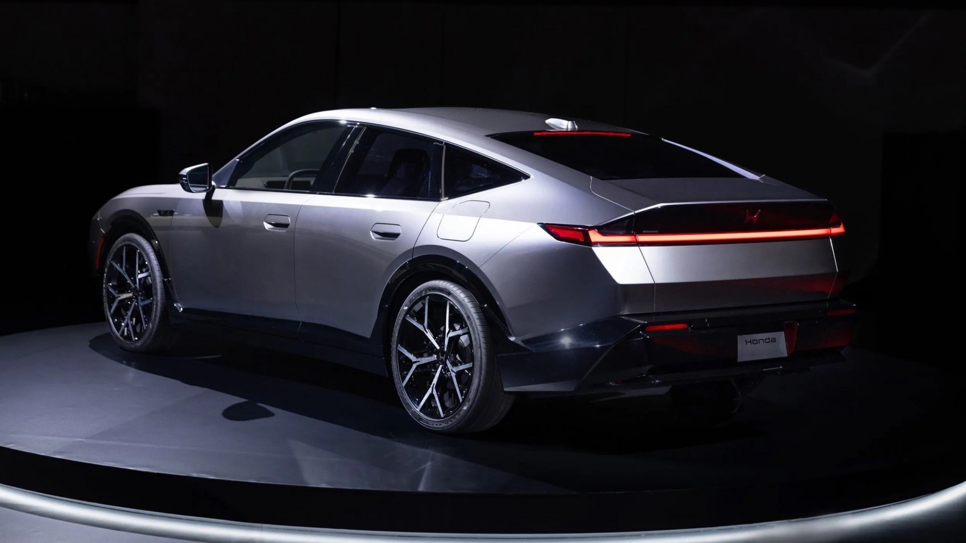 Honda công bố xe mới với kiểu dáng fastback Honda công bố xe mới với kiểu dáng fastback