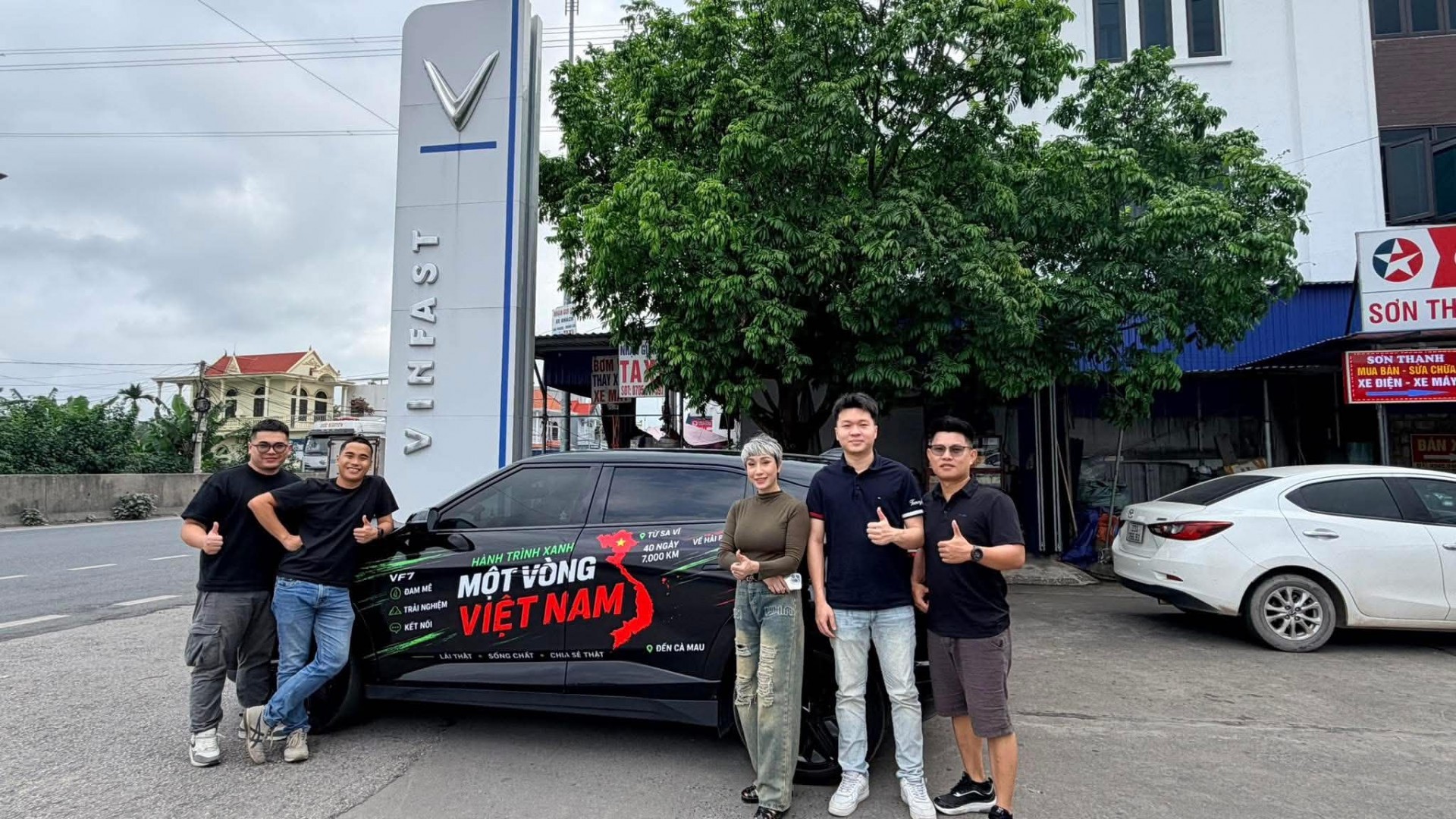 Người phụ nữ Hải Phòng thực hiện “Hành trình Xanh - Một vòng Việt Nam”, 7.000 cây số bằng VinFast VF 7