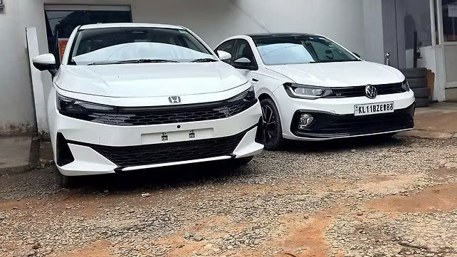 Honda City 2026 facelift lộ nội thất không che, màn hình lớn, phanh tay cơ Honda City 2026 facelift lộ nội thất không che, màn hình lớn, phanh tay cơ