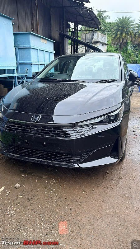 Honda City 2026 facelift lộ nội thất không che, màn hình lớn, phanh tay cơ Honda City 2026 facelift lộ nội thất không che, màn hình lớn, phanh tay cơ