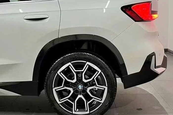 BMW X1 2026 sắp ra mắt Việt Nam, giá dự kiến 1,689 tỷ đồng BMW X1 2026 sắp ra mắt Việt Nam, giá dự kiến 1,689 tỷ đồng