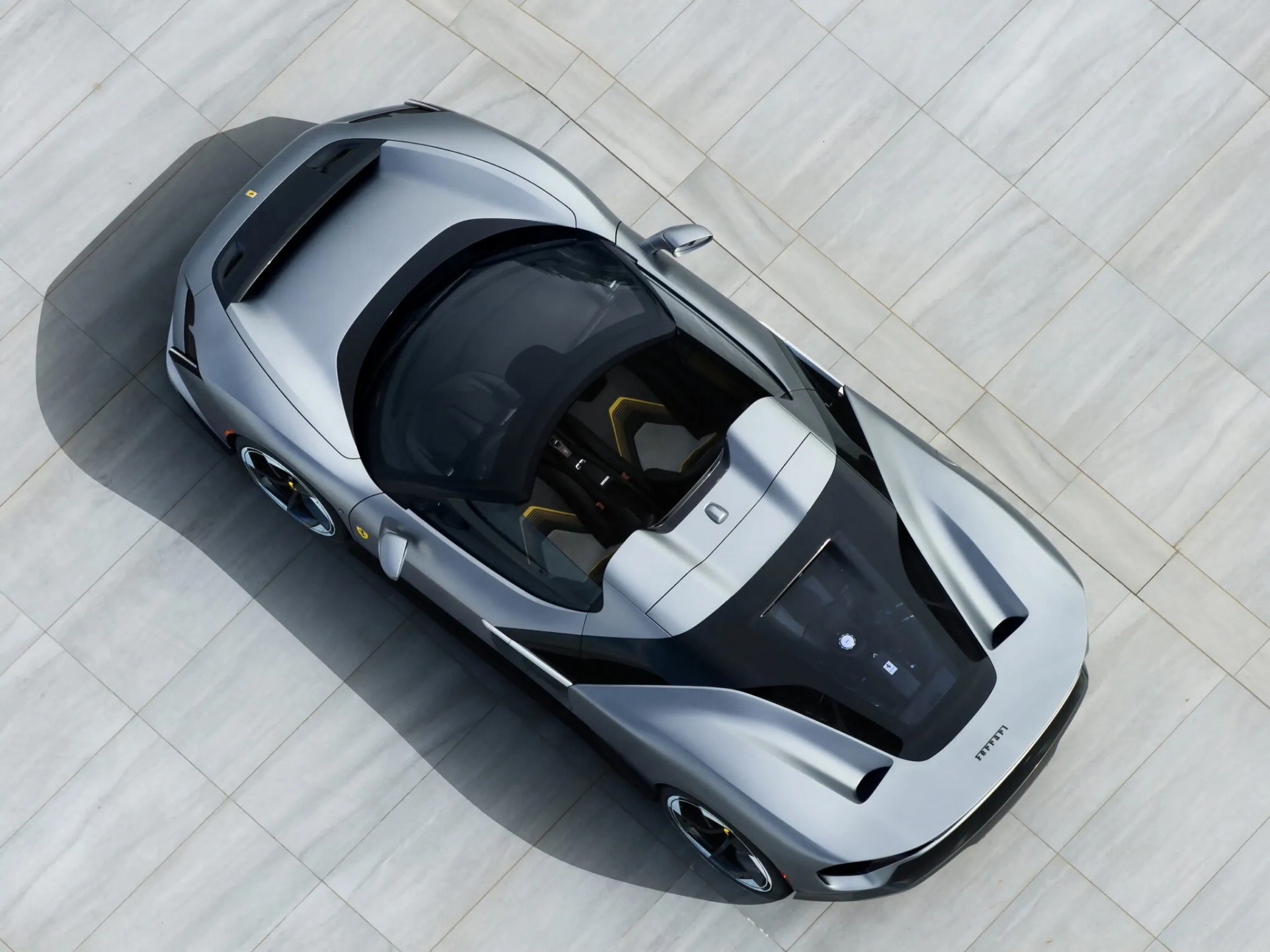 Ferrari HC25 ra mắt: Siêu xe độc bản tri ân kỷ nguyên V8 không hybrid của hãng Ý Phía trên của Ferrari HC25