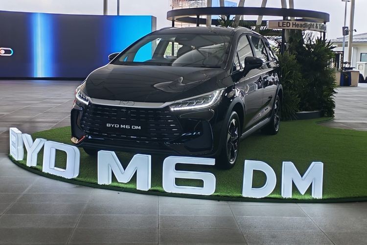 BYD M6 có thêm bản PHEV, tiết kiệm nhiên liệu hơn chỉ 1,5 lít/100 km BYD M6 có thêm bản PHEV, tiết kiệm nhiên liệu hơn chỉ 1,5 lít/100 km