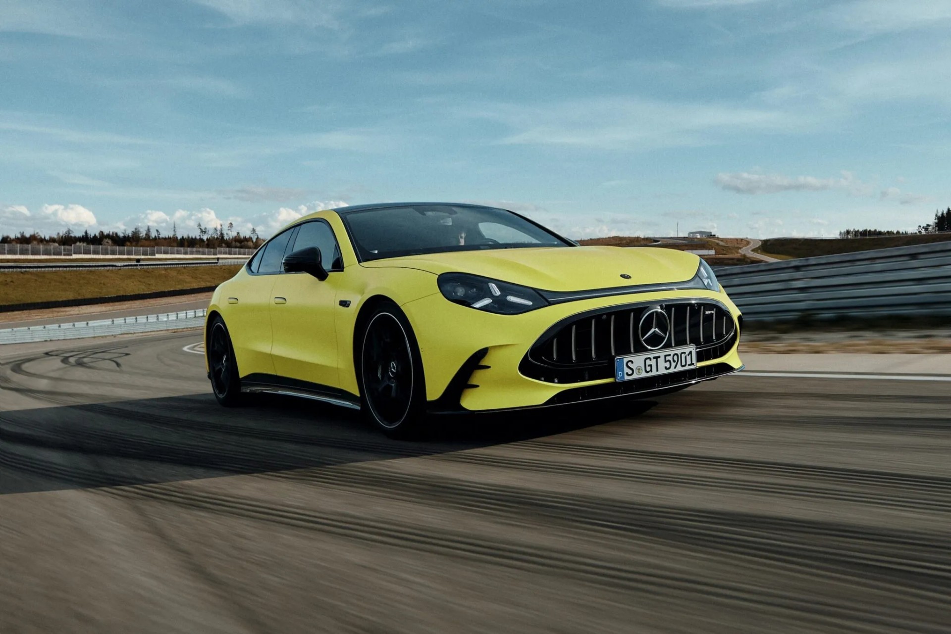 Từ khả năng sạc nhanh tới hiệu suất phi thường, Mercedes-AMG GT 2027 là mẫu sedan điện đáng sợ khi đến tay người mua