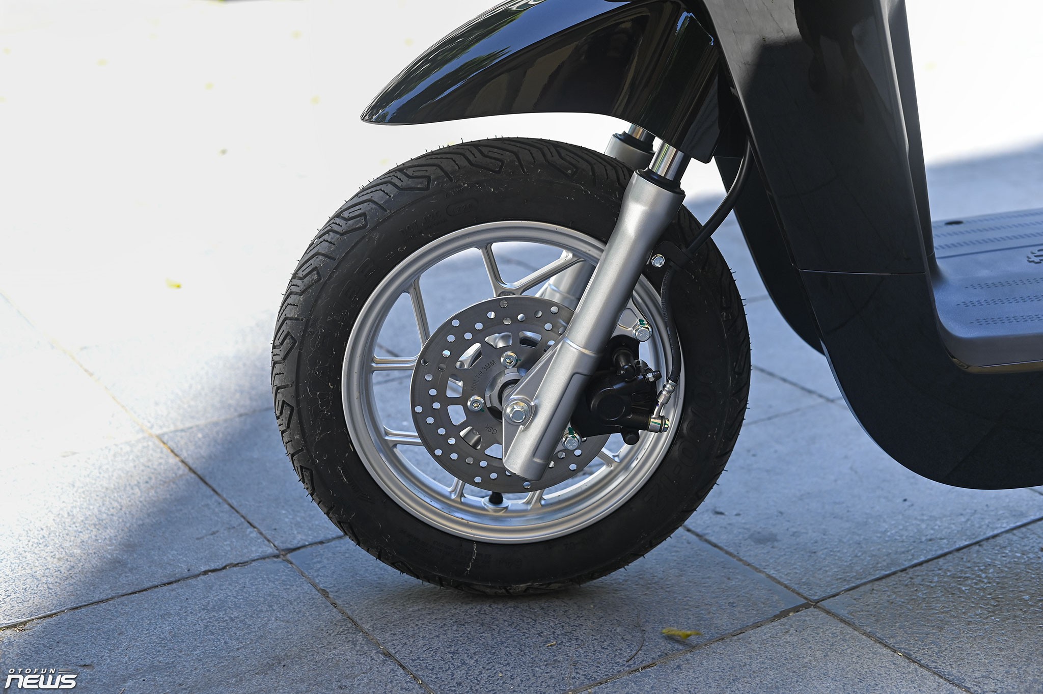 Dat Bike ERA, xe điện dưới 30 triệu 'đủ cân đời thực'
