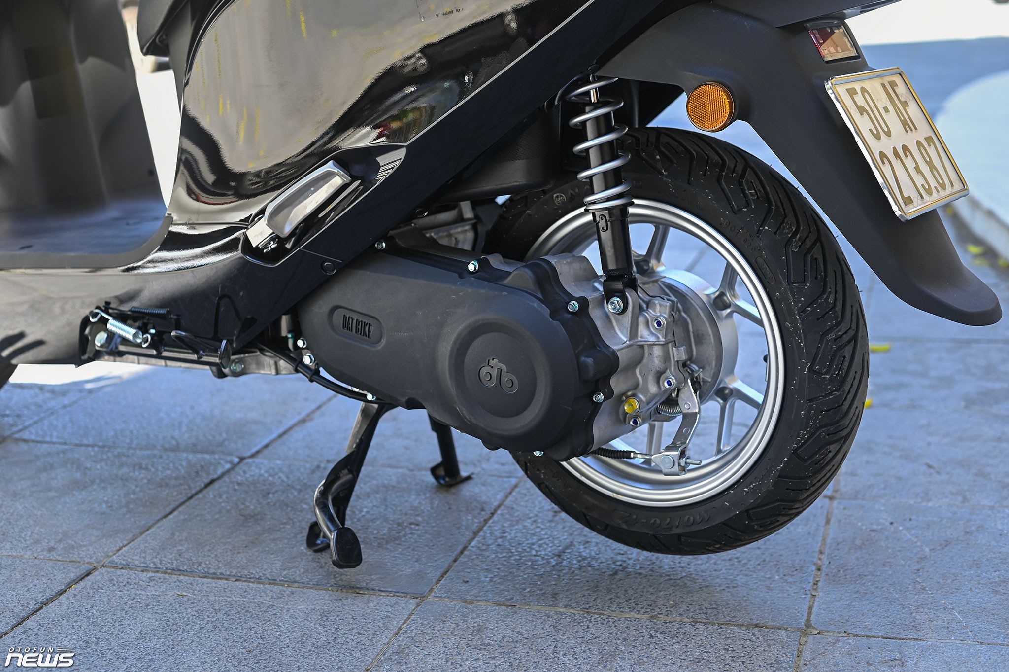Dat Bike ERA, xe điện dưới 30 triệu 'đủ cân đời thực'