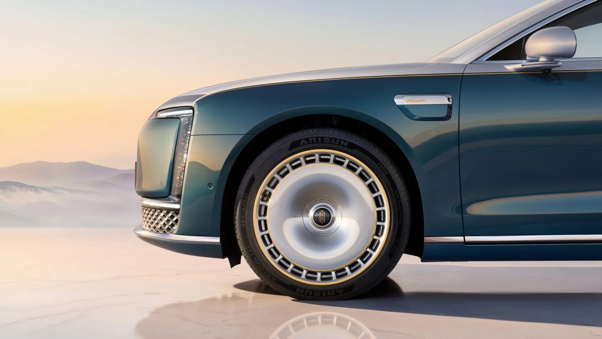 Maextro S800 Grand Design - Xe siêu sang Trung Quốc với chi tiết mạ vàng, giá chưa bằng nửa Rolls-Royce Bánh xe của Maextro S800 Grand Design