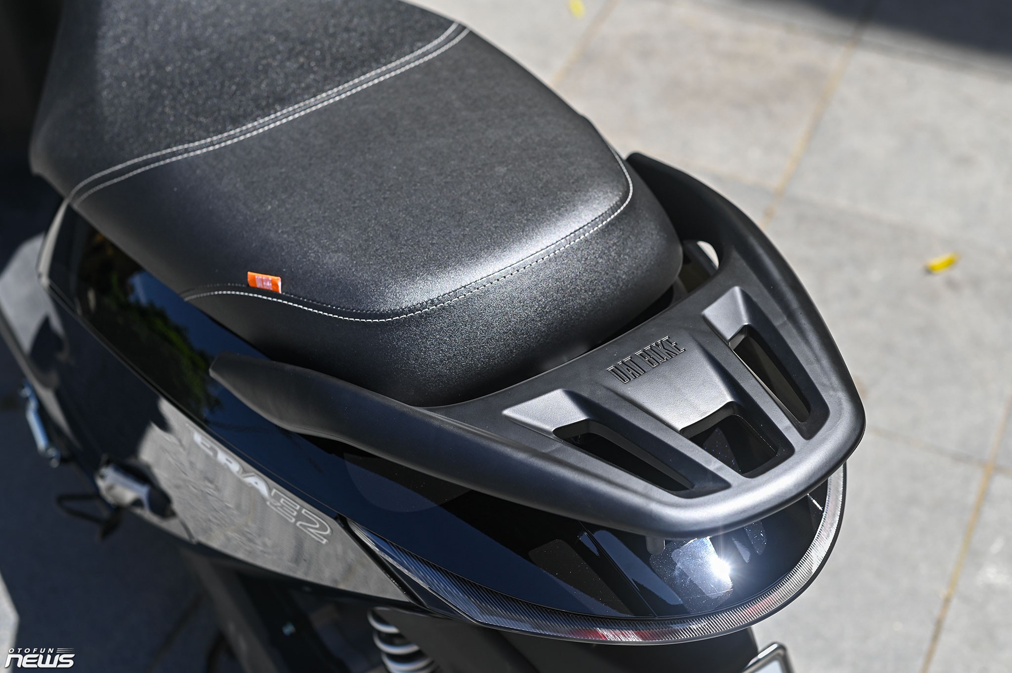 So sánh ERA E1 và ERA E2 - 2 phiên bản của mẫu xe điện mới nhất nhà DatBike So sánh ERA E1 và ERA E2 2 phiên bản của mẫu xe điện mới nhất nhà DatBike