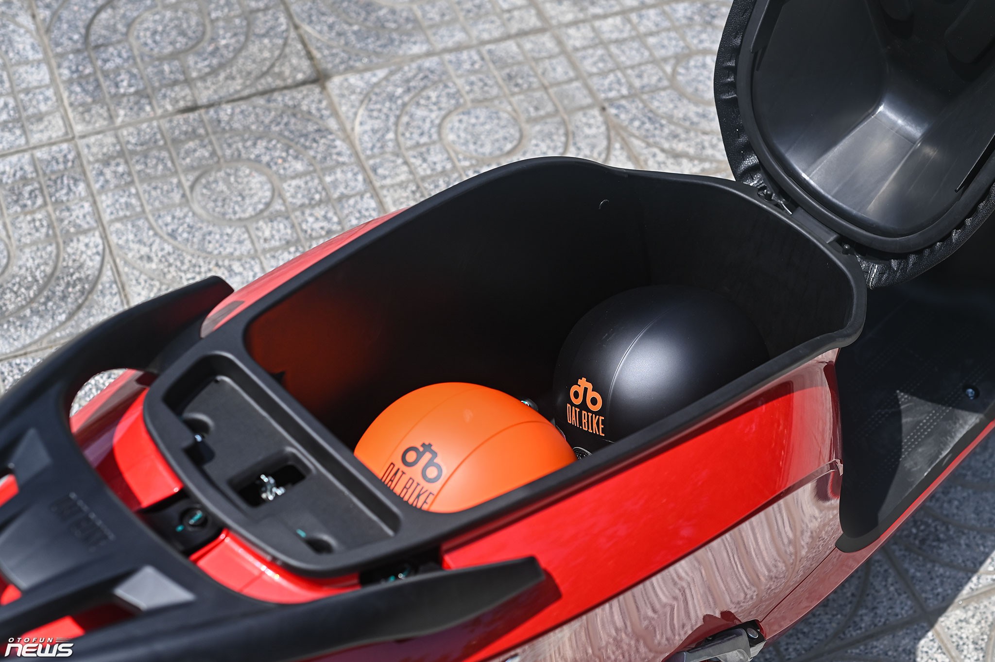 So sánh ERA E1 và ERA E2 - 2 phiên bản của mẫu xe điện mới nhất nhà DatBike So sánh ERA E1 và ERA E2 2 phiên bản của mẫu xe điện mới nhất nhà DatBike